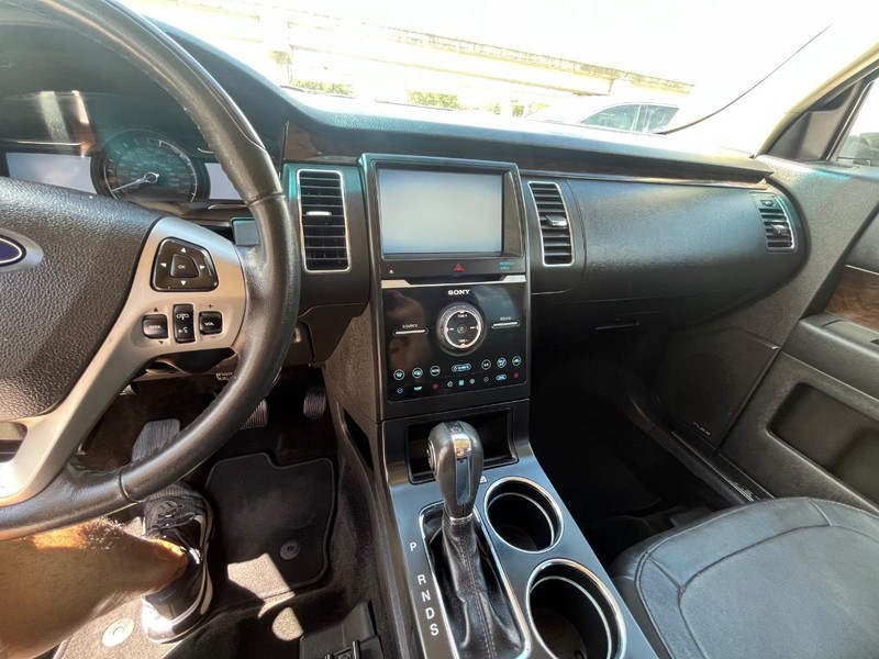 Ford Flex Vehicle Image 11