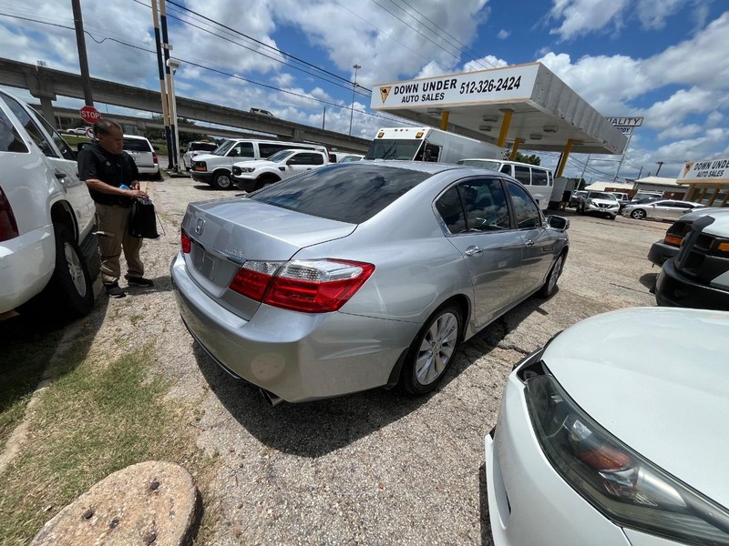 Honda Accord Sedan Vehicle Image 06