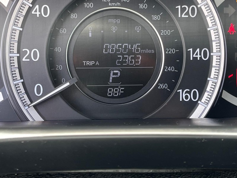 Honda Accord Sedan Vehicle Image 13
