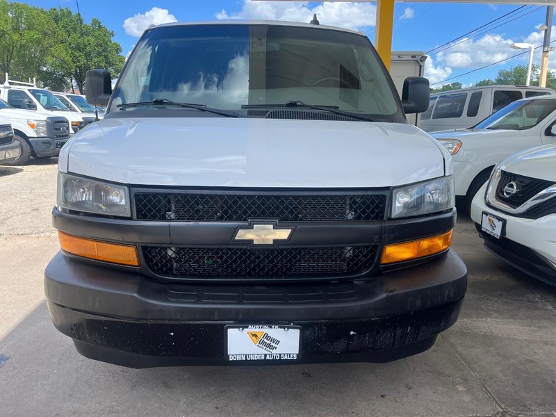 Chevrolet Express Cargo Van Vehicle Image 02