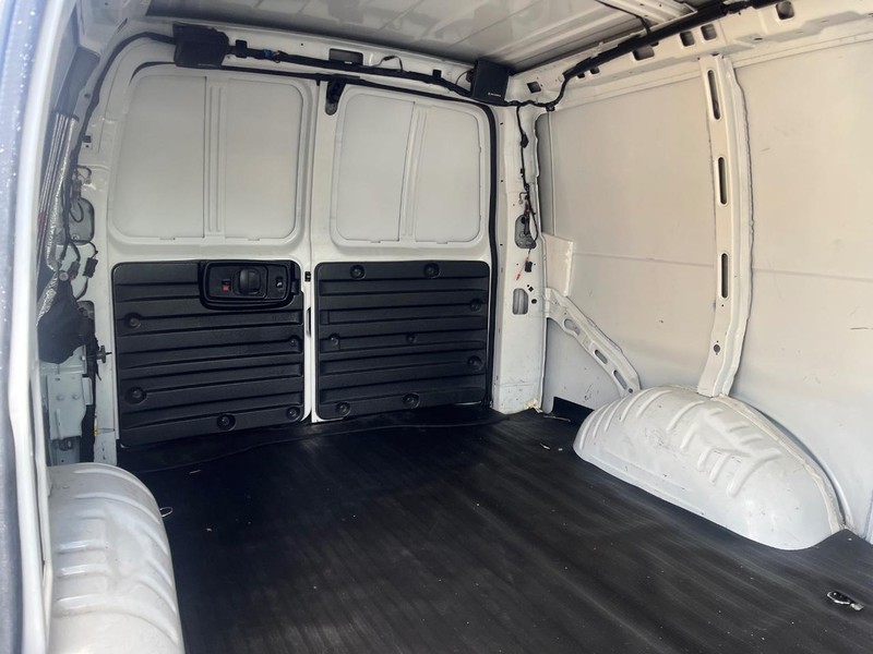 Chevrolet Express Cargo Van Vehicle Image 10