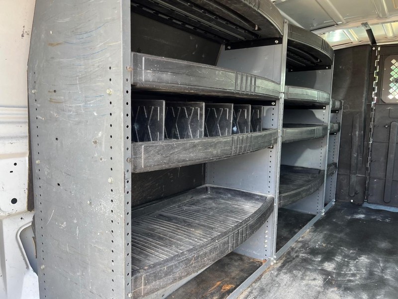 Ford Econoline Cargo Van Vehicle Image 08