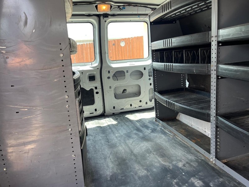 Ford Econoline Cargo Van Vehicle Image 11