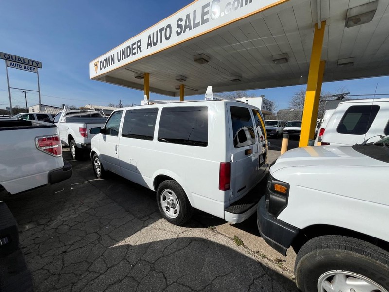 Chevrolet Astro Passenger Vehicle Image 05