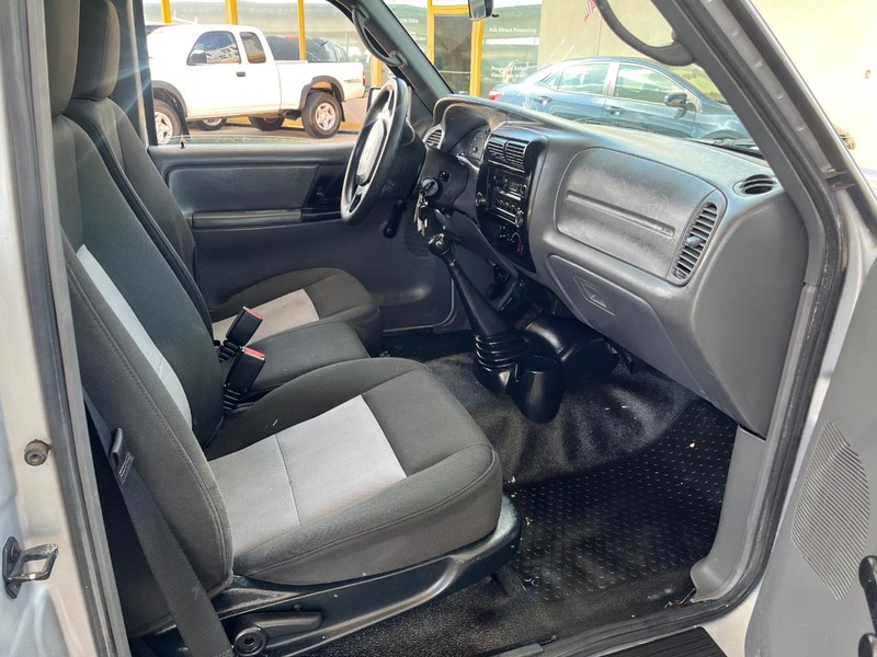 Ford Ranger Vehicle Image 09