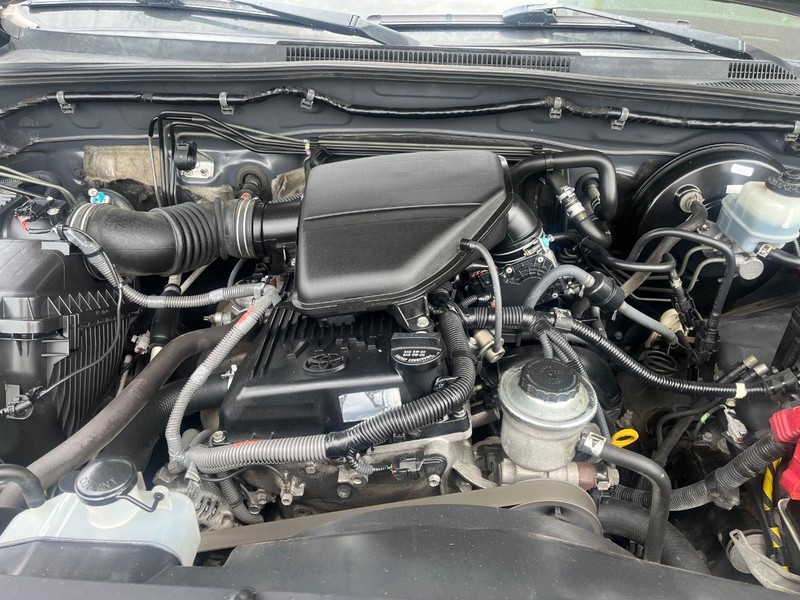 Toyota Tacoma Vehicle Image 09