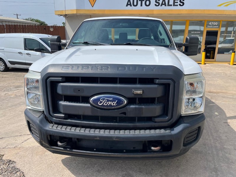Ford Super Duty F-250 SRW Vehicle Image 02