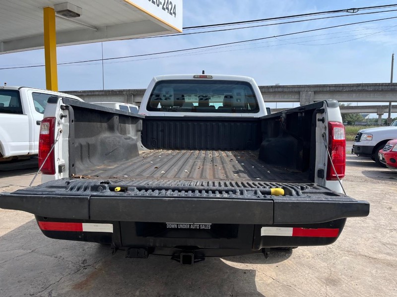 Ford Super Duty F-250 SRW Vehicle Image 07