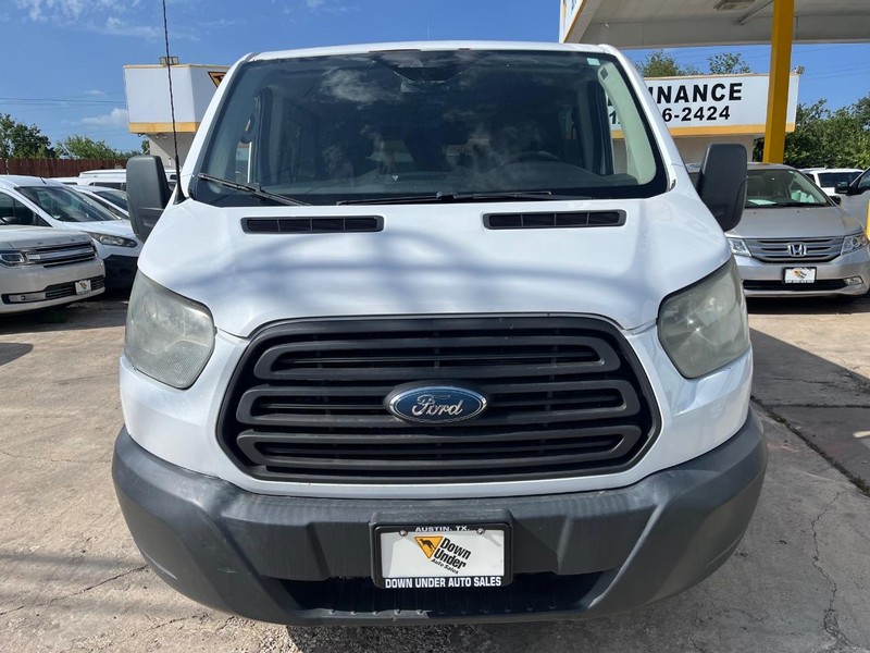 Ford Transit Wagon Vehicle Image 02