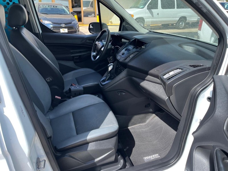 Ford Transit Connect Vehicle Image 07