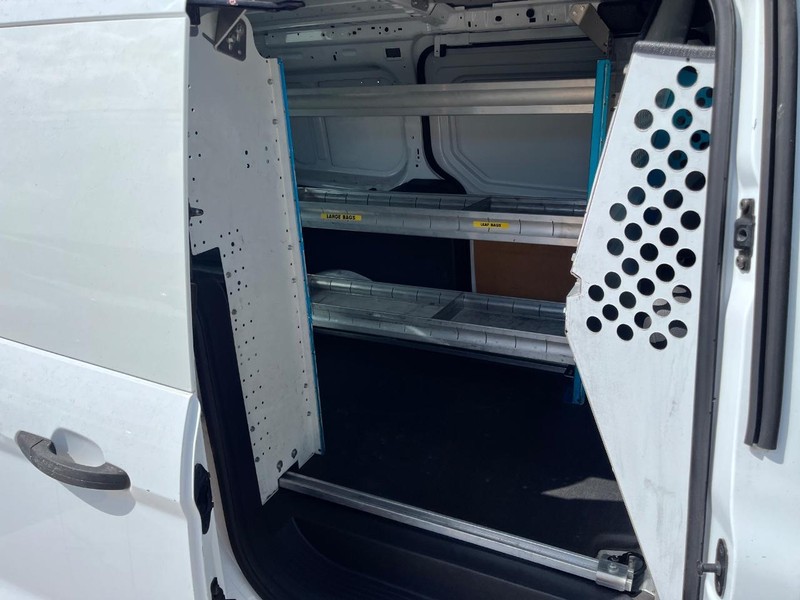 Ford Transit Connect Vehicle Image 08