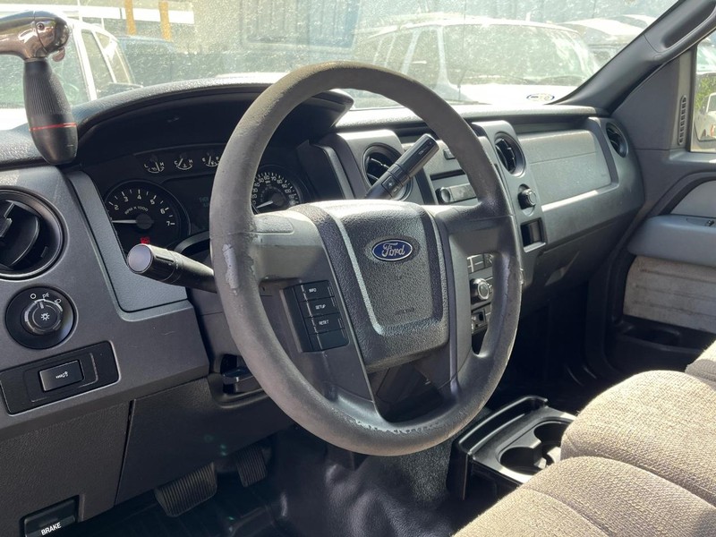 Ford F-150 Vehicle Image 10