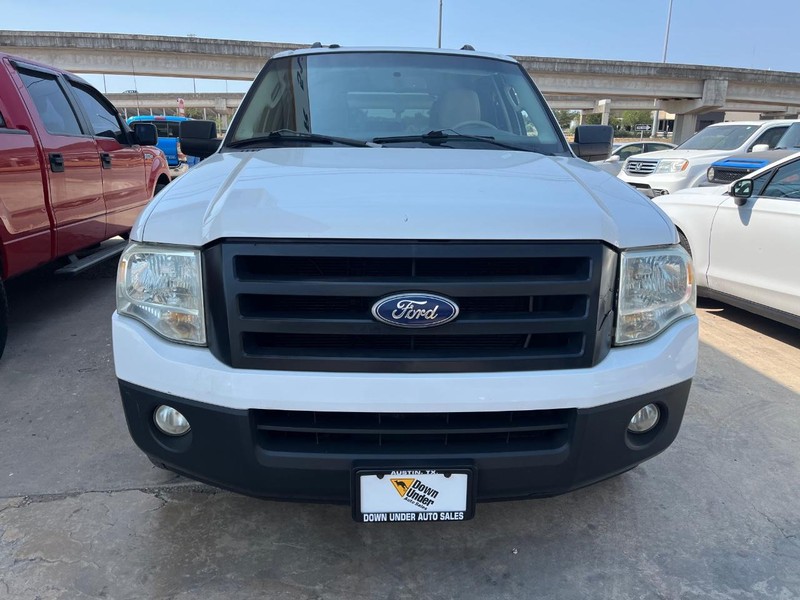 Ford Expedition Vehicle Image 02