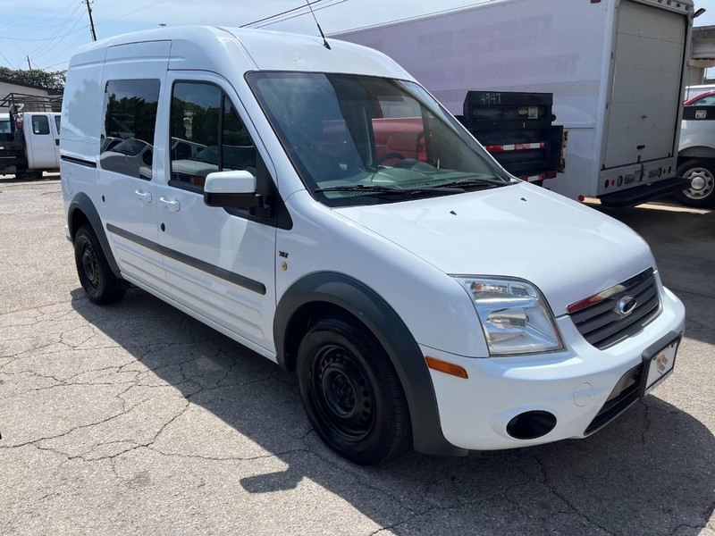 Ford Transit Connect Wagon Vehicle Image 03