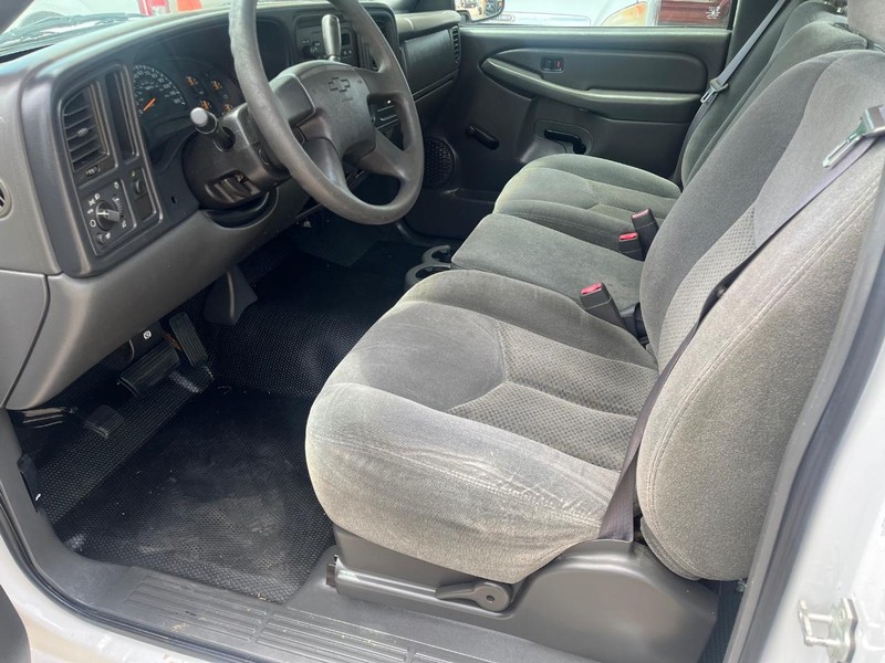 Chevrolet Silverado 1500 Vehicle Image 11