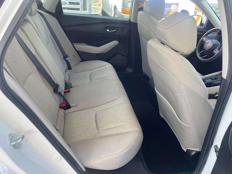Honda Accord Sedan Vehicle Image 10