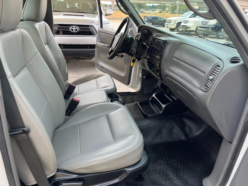 Ford Ranger Vehicle Image 09