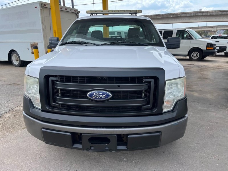 Ford F-150 Vehicle Image 02