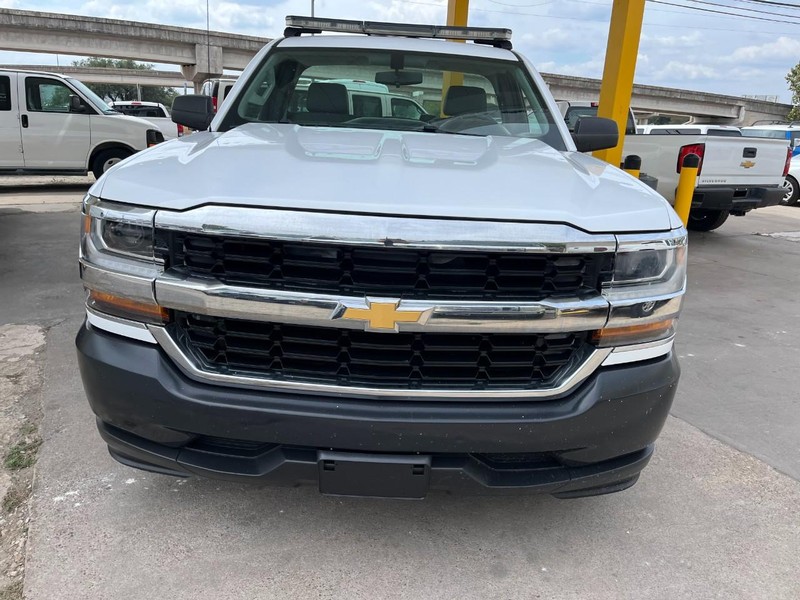 Chevrolet Silverado 1500 Vehicle Image 02