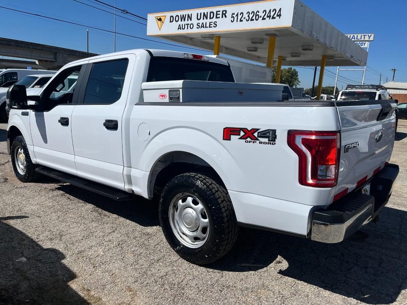 Ford F-150 Vehicle Full-screen Gallery Image 07