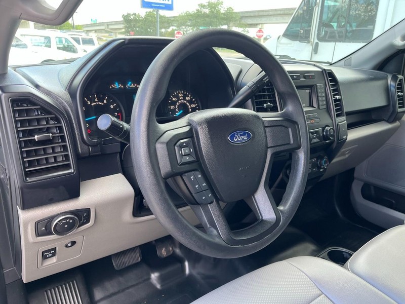 Ford F-150 Vehicle Image 09