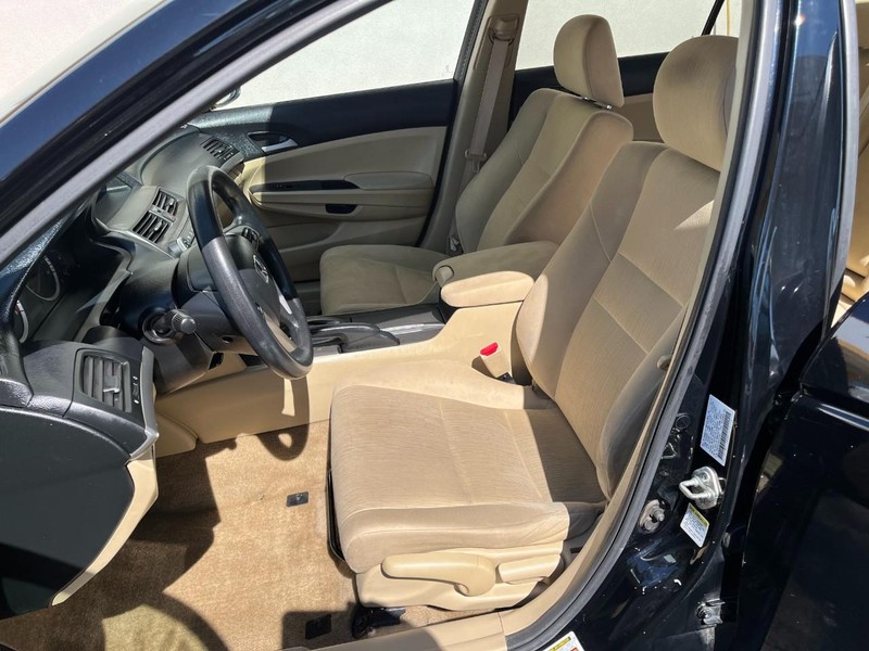 Honda Accord Sedan Vehicle Image 07