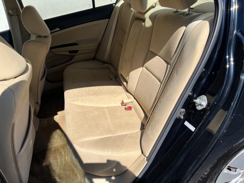 Honda Accord Sedan Vehicle Image 10