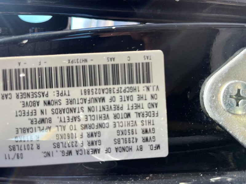 Honda Accord Sedan Vehicle Image 13