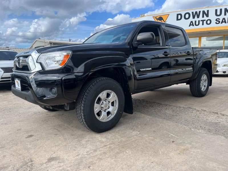 Toyota Tacoma Vehicle Image 03