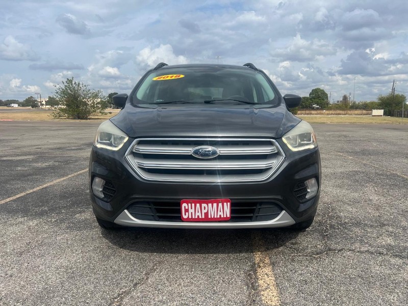 Ford Escape Vehicle Full-screen Gallery Image 03