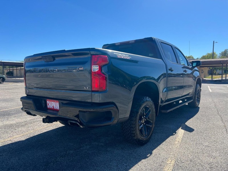 Chevrolet Silverado 1500 Vehicle Full-screen Gallery Image 06