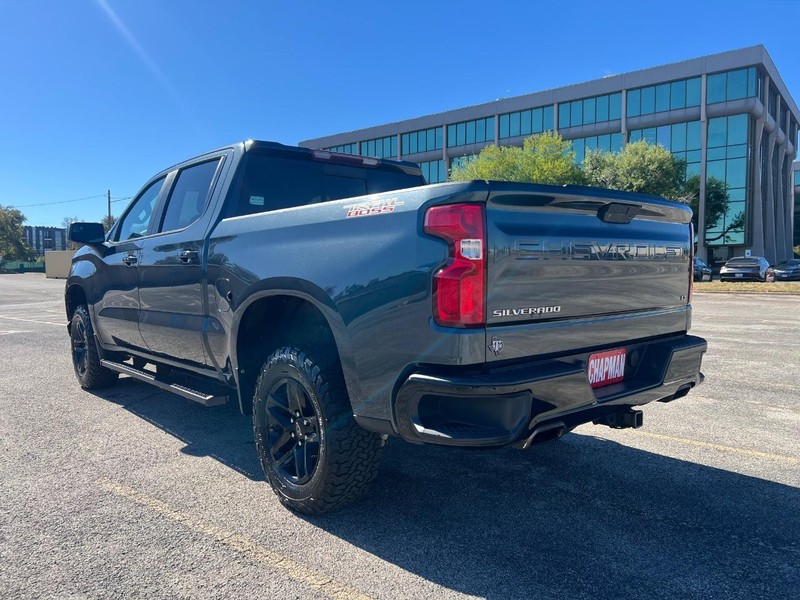Chevrolet Silverado 1500 Vehicle Full-screen Gallery Image 07