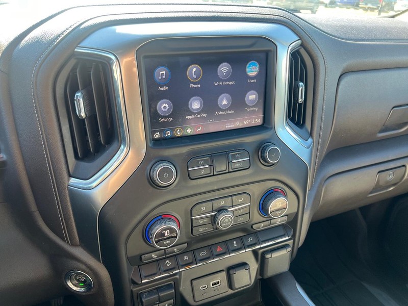 Chevrolet Silverado 1500 Vehicle Full-screen Gallery Image 12