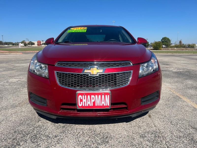 Chevrolet Cruze Vehicle Full-screen Gallery Image 3