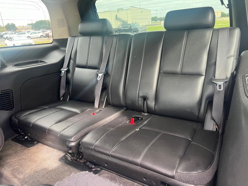 Chevrolet Tahoe Vehicle Full-screen Gallery Image 10