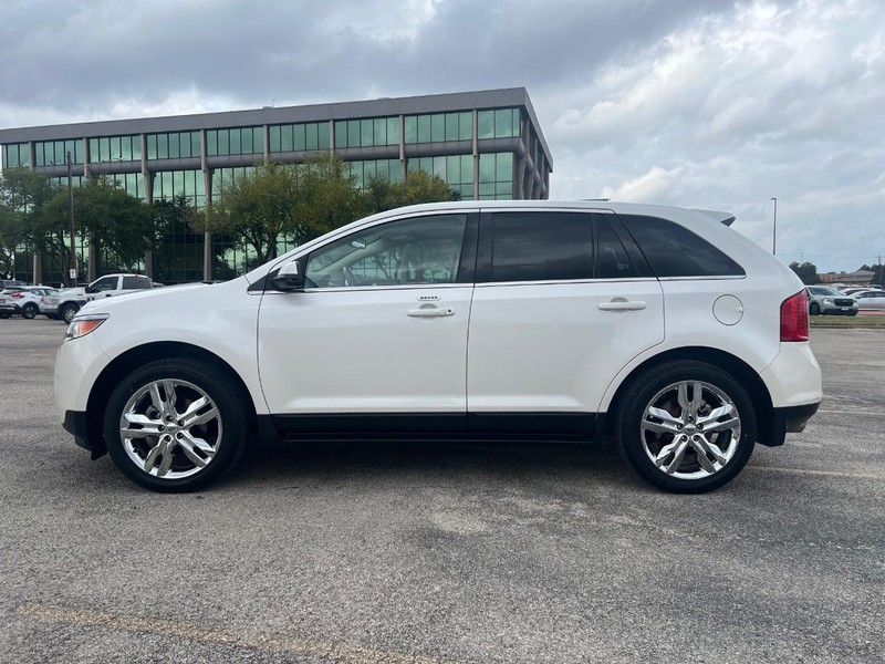 Ford Edge Vehicle Full-screen Gallery Image 02