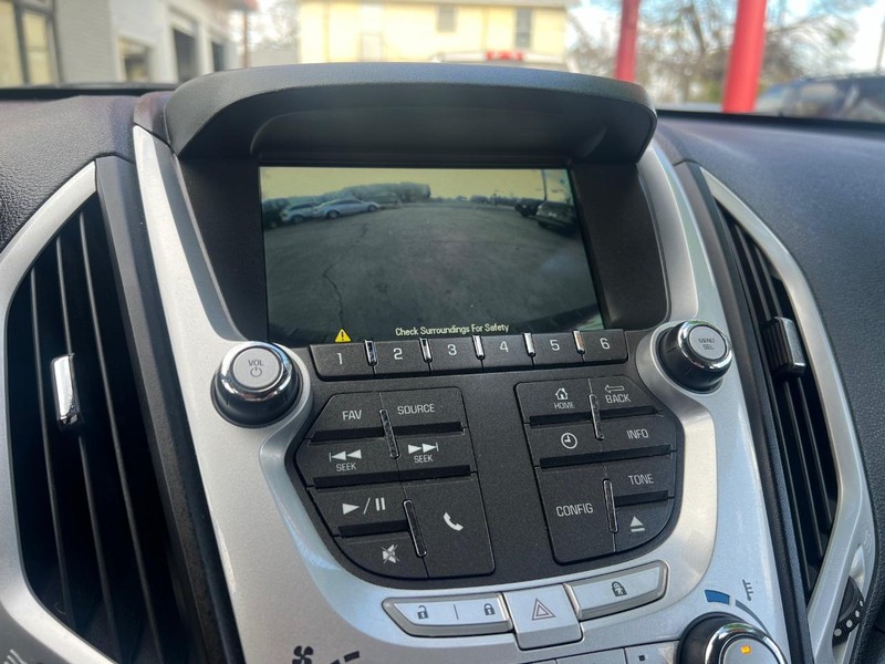 GMC Terrain Vehicle Full-screen Gallery Image 14