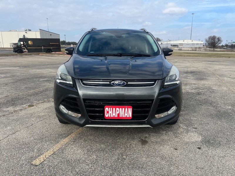 Ford Escape Vehicle Full-screen Gallery Image 03