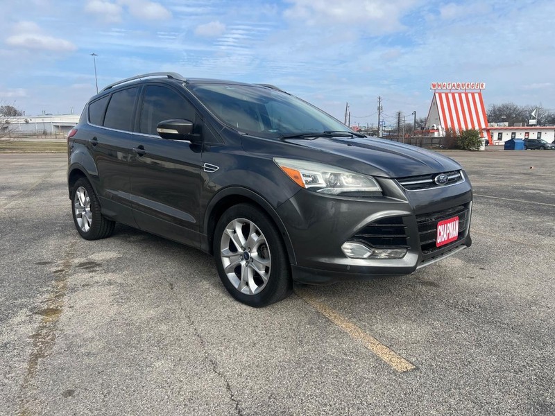 Ford Escape Vehicle Full-screen Gallery Image 04