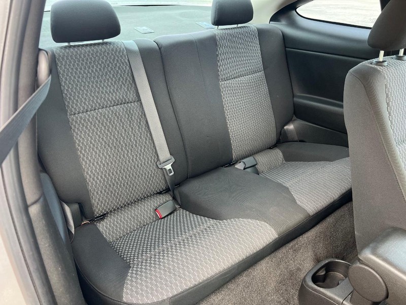 Chevrolet Cobalt Vehicle Full-screen Gallery Image 10