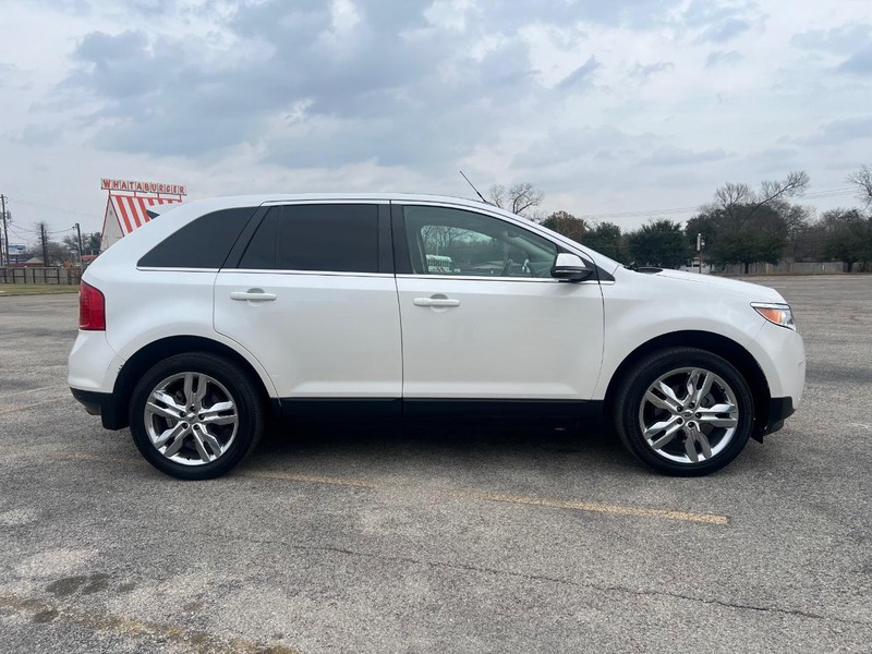 Ford Edge Vehicle Full-screen Gallery Image 5