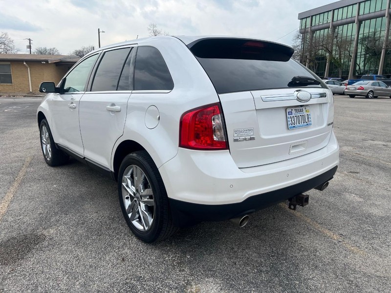 Ford Edge Vehicle Full-screen Gallery Image 7