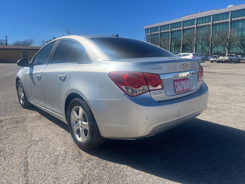 Chevrolet Cruze Vehicle Full-screen Gallery Image 07