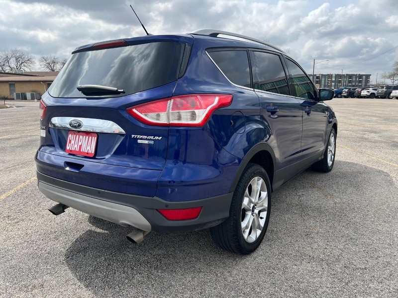 Ford Escape Vehicle Full-screen Gallery Image 06