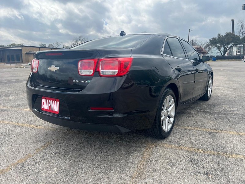 Chevrolet Malibu Vehicle Full-screen Gallery Image 06