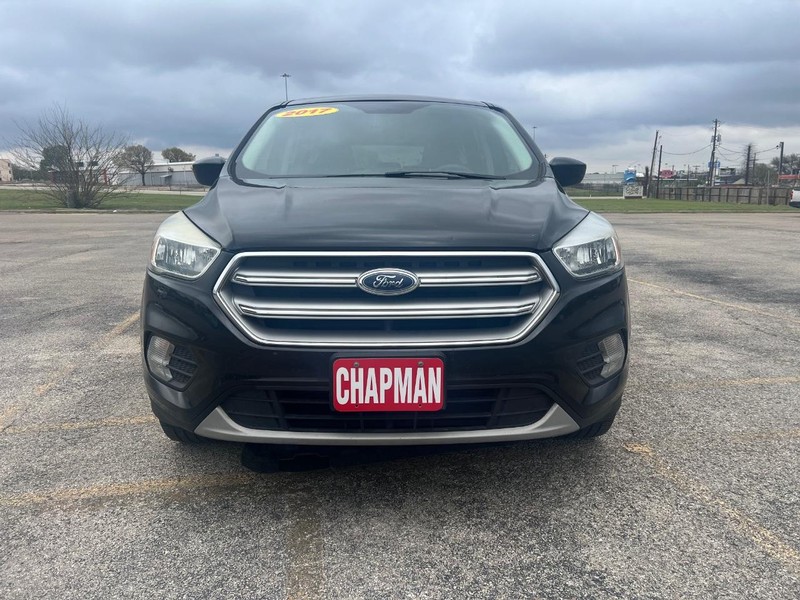 Ford Escape Vehicle Full-screen Gallery Image 3