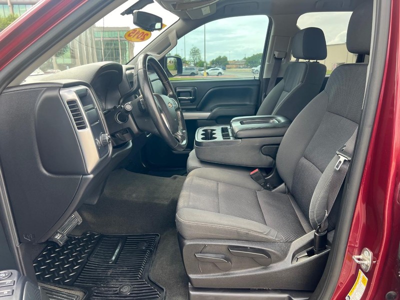 Chevrolet Silverado 1500 Vehicle Full-screen Gallery Image 8