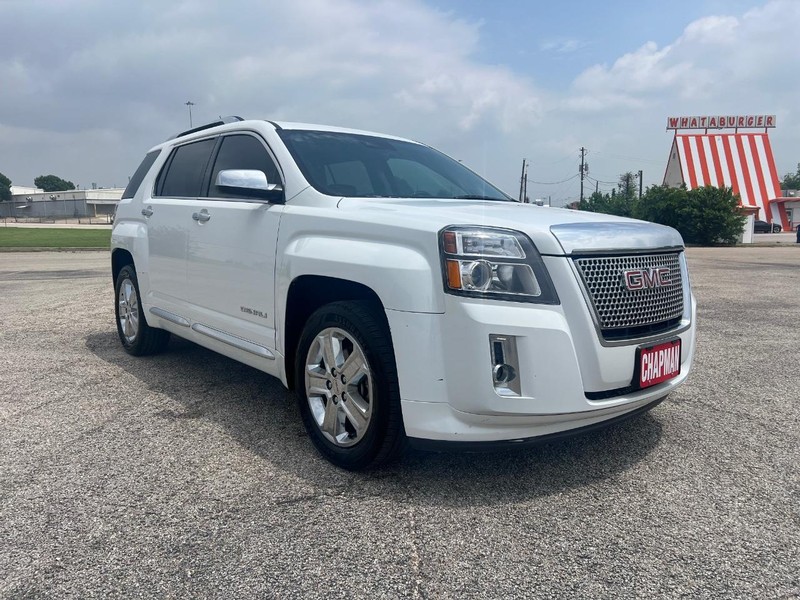 GMC Terrain Vehicle Full-screen Gallery Image 04