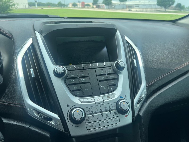 GMC Terrain Vehicle Full-screen Gallery Image 14
