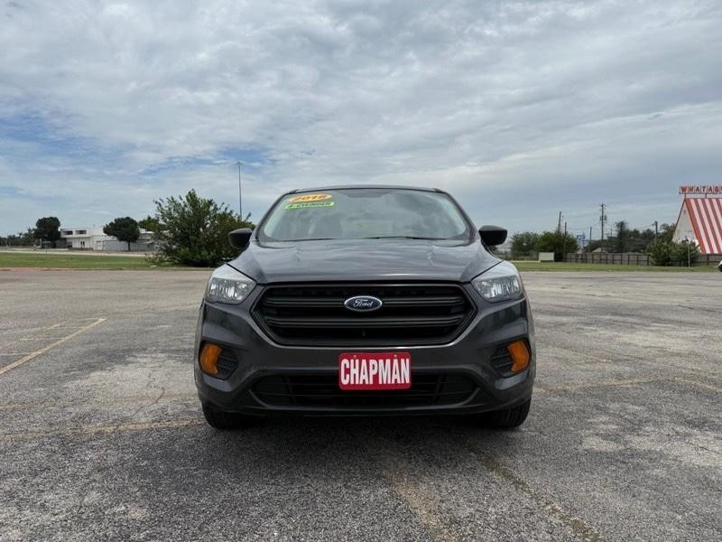 Ford Escape Vehicle Full-screen Gallery Image 3